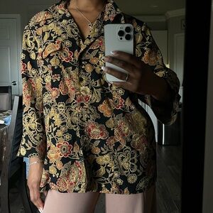 90s Jazzy Vintage Paisley button-up sleeved shirt